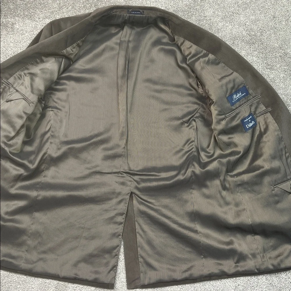 Ralph Lauren pin hole